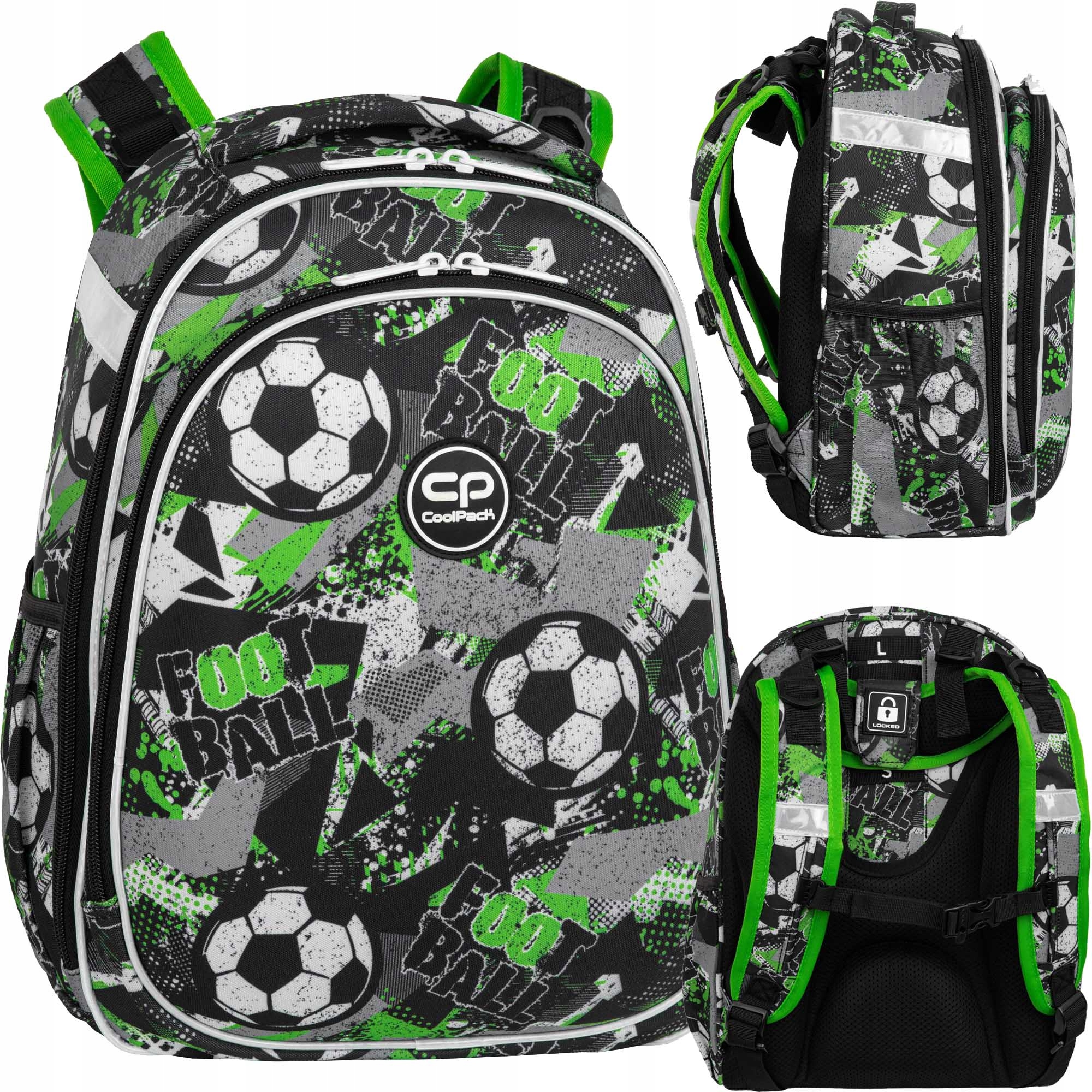 Ultralehký školní batoh Coolpack Turtle pre chlapcov s futbalovým dizajnom